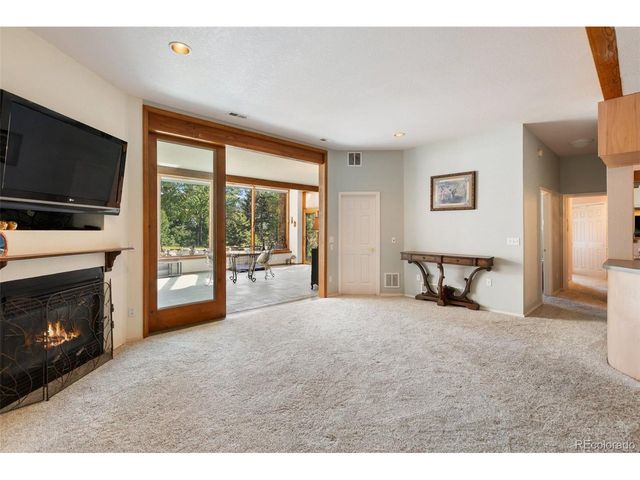 945 Sun Valley Dr, Woodland Park, CO 80863