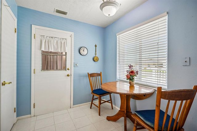 636 OAKMONT AVENUE, Sun City Center, FL 33573