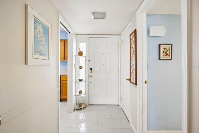 636 OAKMONT AVENUE, Sun City Center, FL 33573