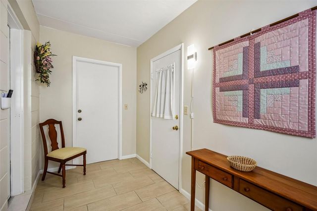 636 OAKMONT AVENUE, Sun City Center, FL 33573