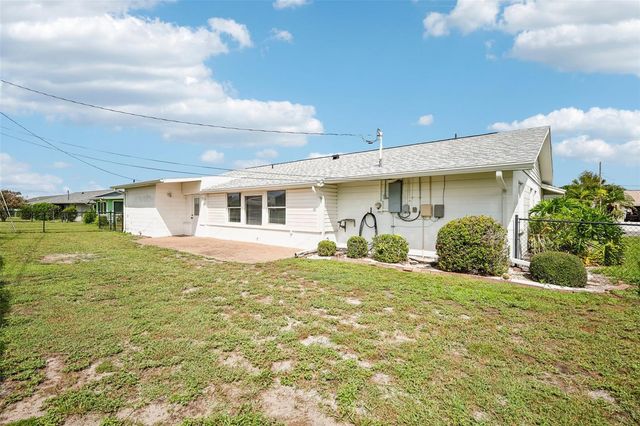 636 OAKMONT AVENUE, Sun City Center, FL 33573