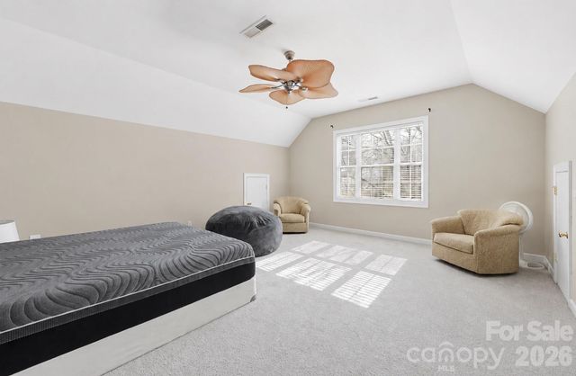 8526 Wren Creek Drive, Charlotte, NC 28269