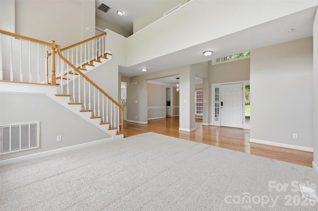 8526 Wren Creek Drive, Charlotte, NC 28269