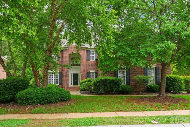 8526 Wren Creek Drive, Charlotte, NC 28269