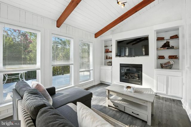 3807 BEAR TREE LN, Bumpass, VA 23024