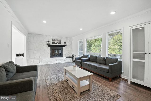 3807 BEAR TREE LN, Bumpass, VA 23024