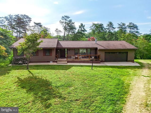 3807 BEAR TREE LN, Bumpass, VA 23024