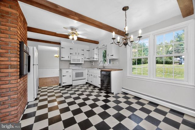 723 WENDY DR, Pottstown, PA 19464