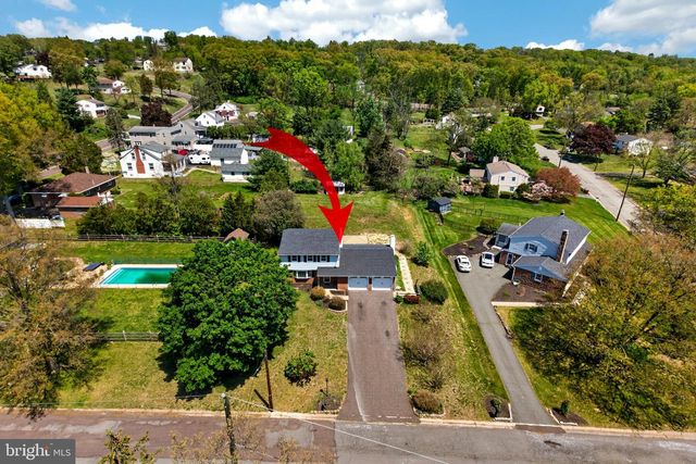 723 WENDY DR, Pottstown, PA 19464