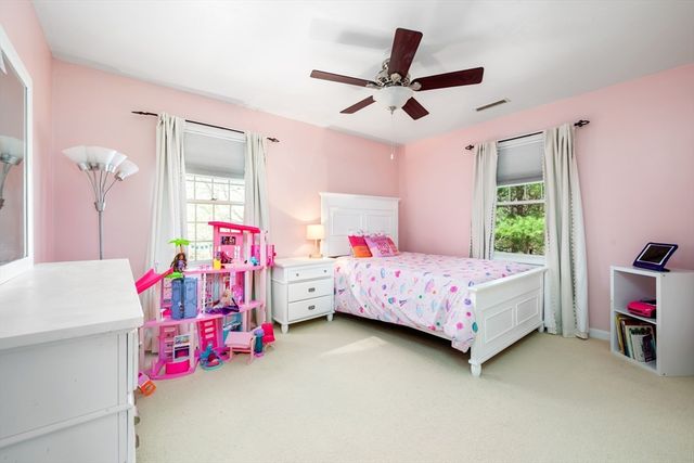 15 Ministers Way, Stow, MA 01775