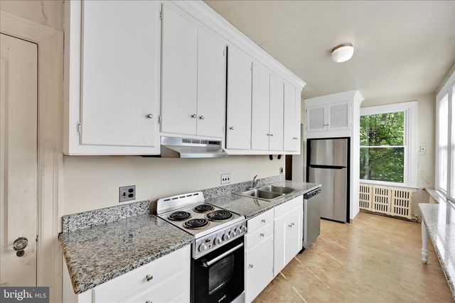 445 N DUKE ST, Lancaster, PA 17602