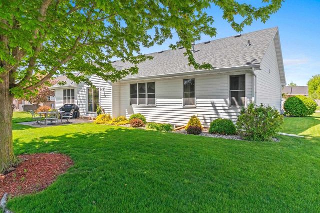 1326 WINTER WHEAT DRIVE, Neenah, WI 54956