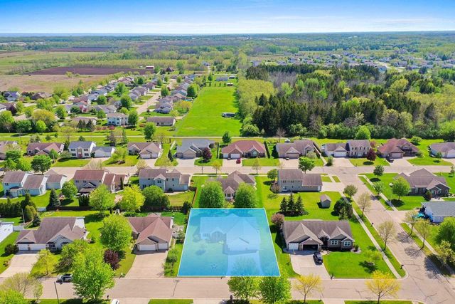 1326 WINTER WHEAT DRIVE, Neenah, WI 54956