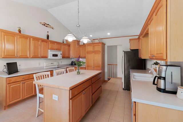 1326 WINTER WHEAT DRIVE, Neenah, WI 54956