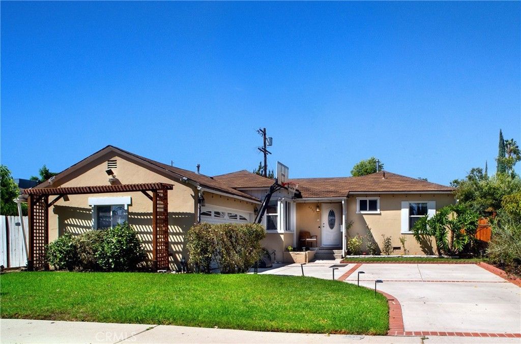 6655 Yarmouth Avenue, Reseda, CA 91335 — exterior