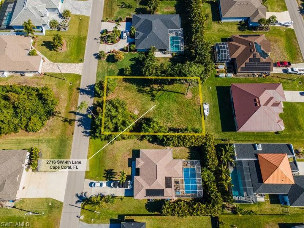 2716 SW 4th LN, CAPE CORAL, FL 33991 — photo 2