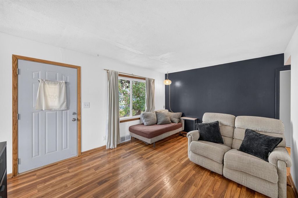 1908 Kathleen Drive, West Saint Paul, MN 55118 — photo 4