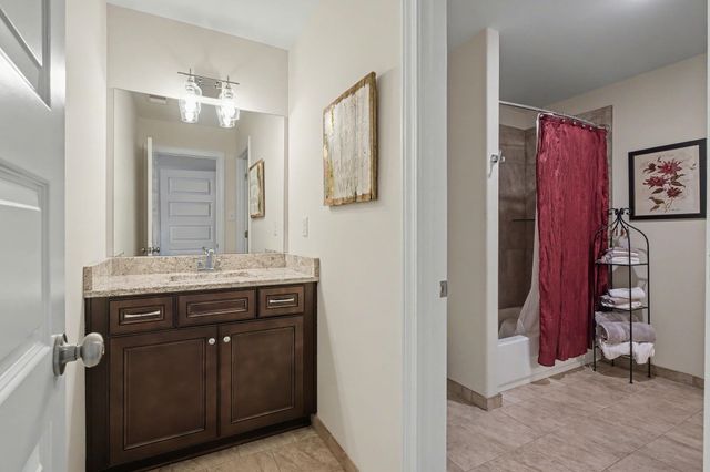 6115 WINDSOR OAK DR, Arlington, TN 38002