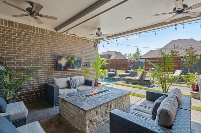 6115 WINDSOR OAK DR, Arlington, TN 38002