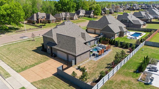6115 WINDSOR OAK DR, Arlington, TN 38002