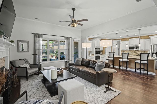6115 WINDSOR OAK DR, Arlington, TN 38002