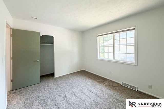 4847 S 107th Street, Omaha, NE 68127