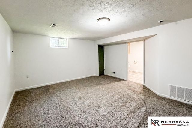 4847 S 107th Street, Omaha, NE 68127