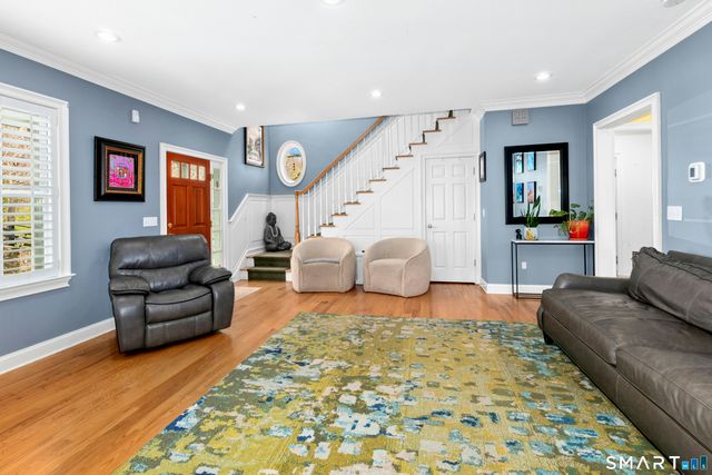 88 Ledges Road, Ridgefield, CT 06877