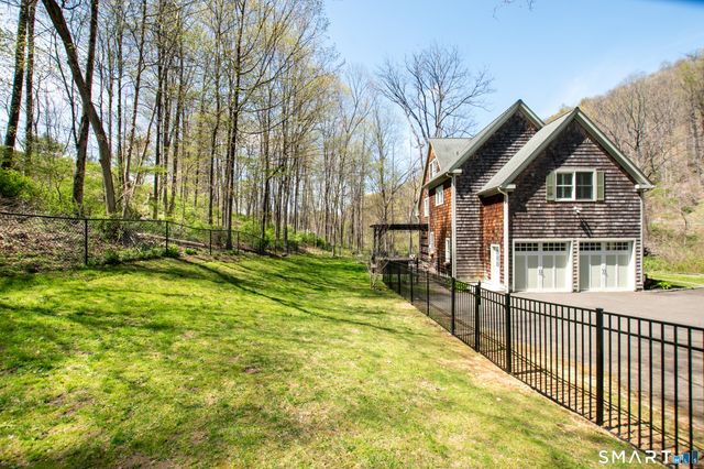88 Ledges Road, Ridgefield, CT 06877