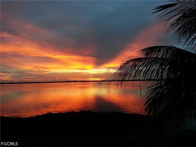9435 Sunset Harbor LN 244, Fort Myers, FL 33919