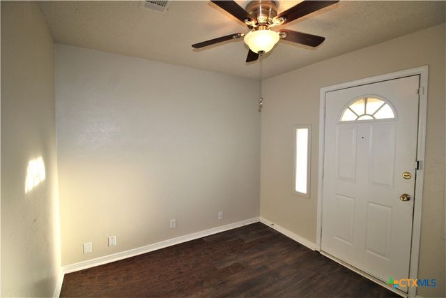 809 Jefferis Avenue, Killeen, TX 76543