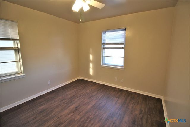 809 Jefferis Avenue, Killeen, TX 76543