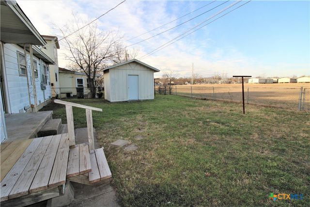 809 Jefferis Avenue, Killeen, TX 76543