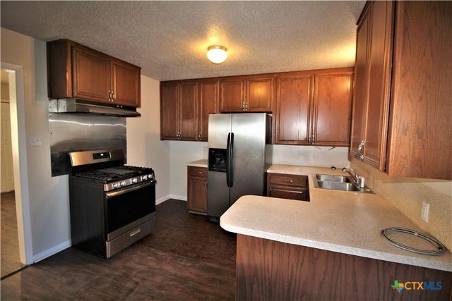 809 Jefferis Avenue, Killeen, TX 76543
