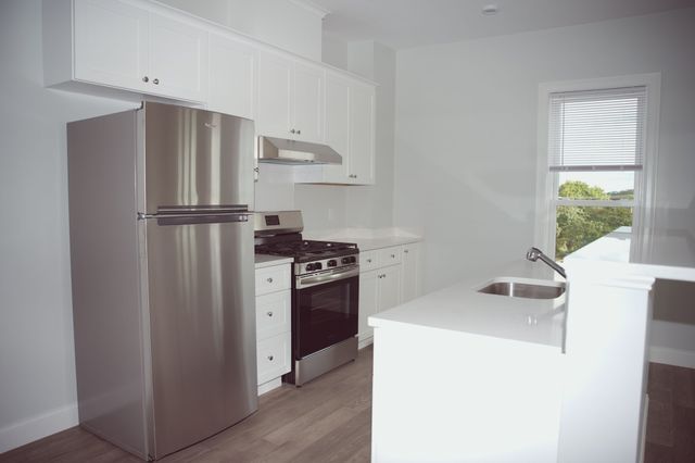 760 Washington St 404, Stoughton, MA 02072