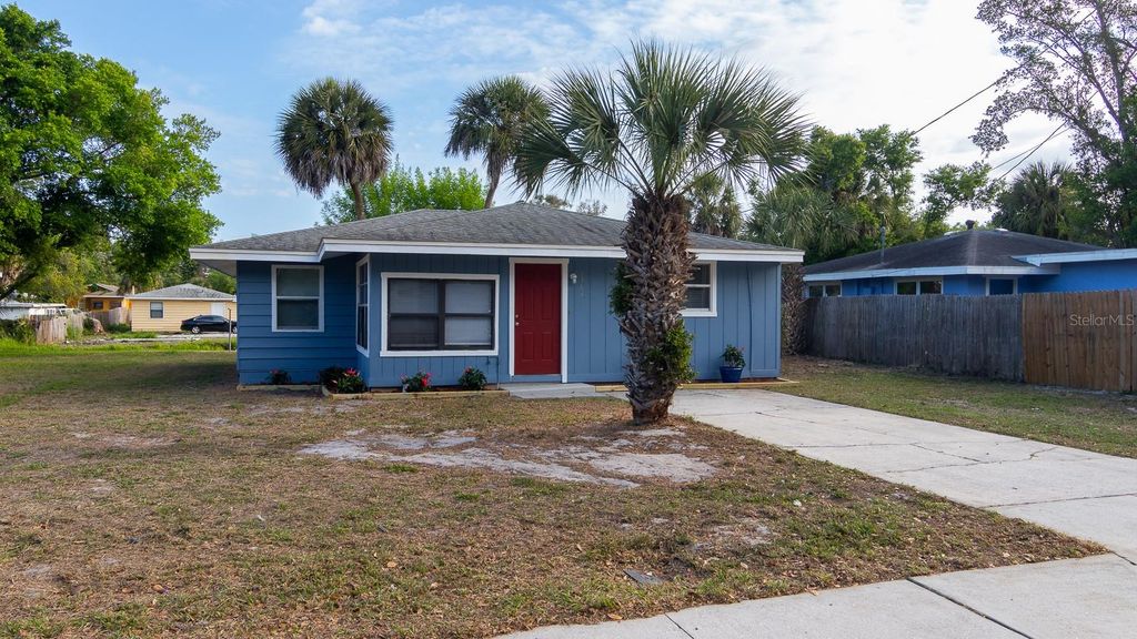 Image 22 of property listing at 1363 23RD STREET, Sarasota, FL 34234