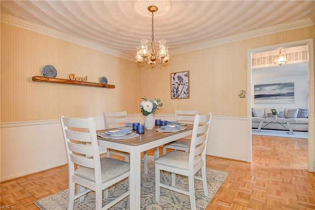 5137 Violet Bank DR, Virginia Beach, VA 23464