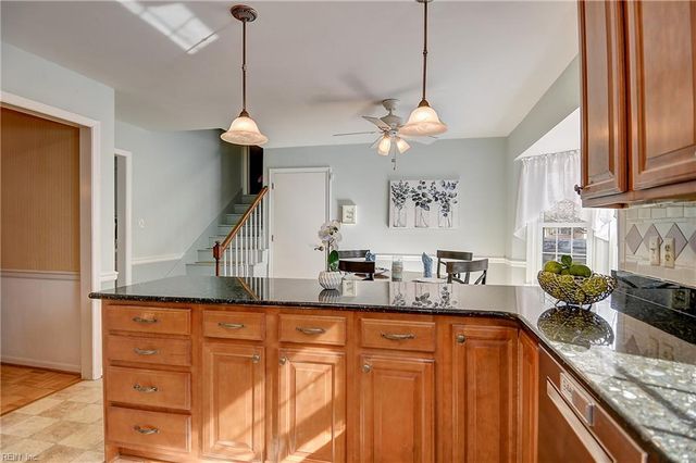 5137 Violet Bank DR, Virginia Beach, VA 23464