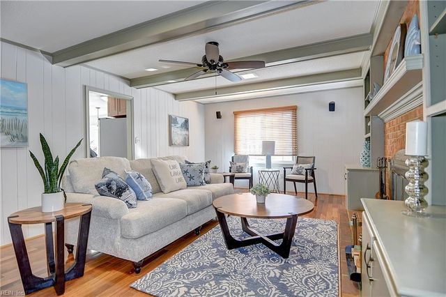 5137 Violet Bank DR, Virginia Beach, VA 23464