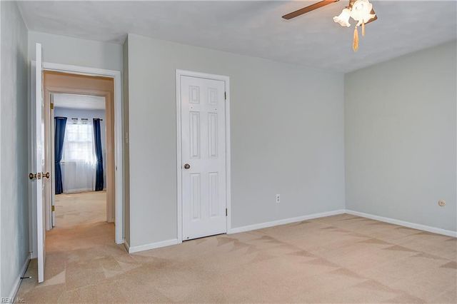 5137 Violet Bank DR, Virginia Beach, VA 23464