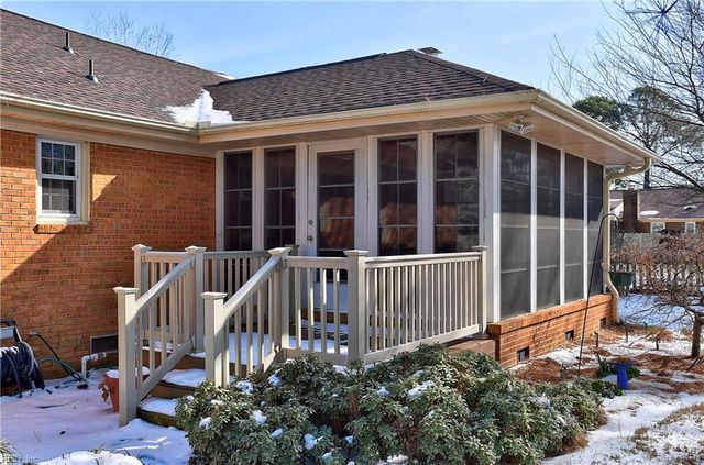 5137 Violet Bank DR, Virginia Beach, VA 23464