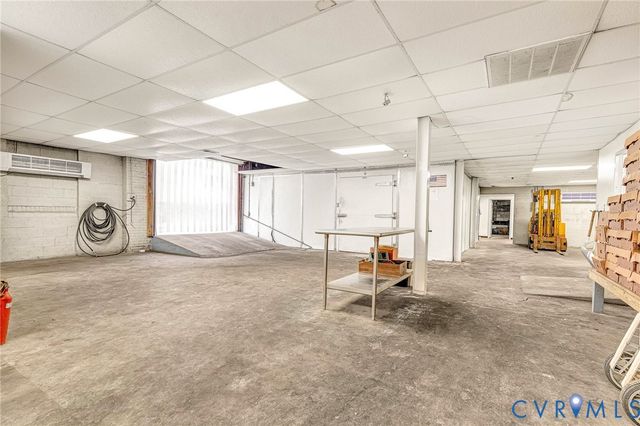 1505 Brook Rd, Richmond, VA 23220