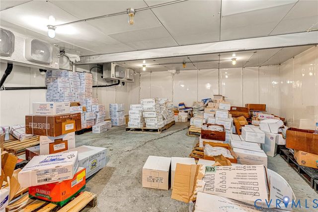 1505 Brook Rd, Richmond, VA 23220