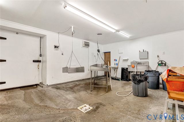 1505 Brook Rd, Richmond, VA 23220