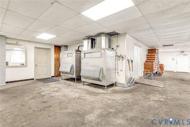 1505 Brook Rd, Richmond, VA 23220