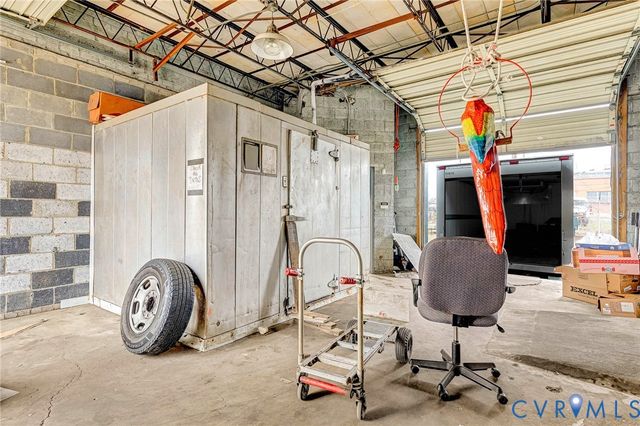 1505 Brook Rd, Richmond, VA 23220