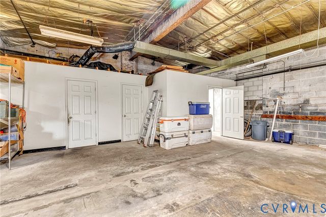 1505 Brook Rd, Richmond, VA 23220