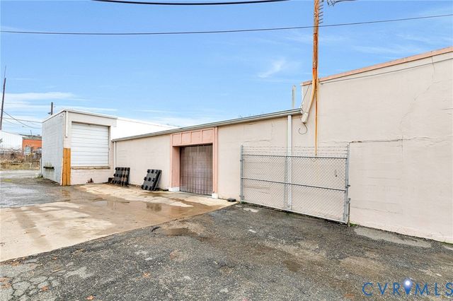 1505 Brook Rd, Richmond, VA 23220