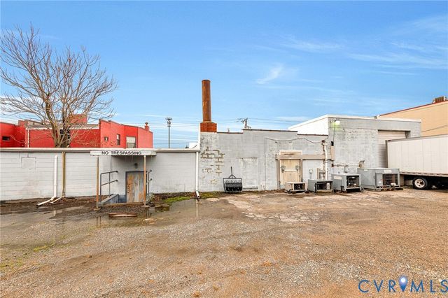 1505 Brook Rd, Richmond, VA 23220