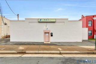 1505 Brook Rd, Richmond, VA 23220